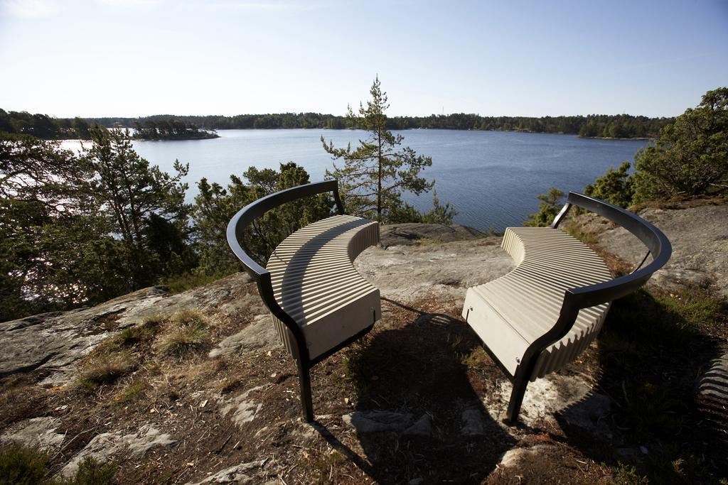 Djuroenaeset Hotell & Konferens Djurhamn エクステリア 写真