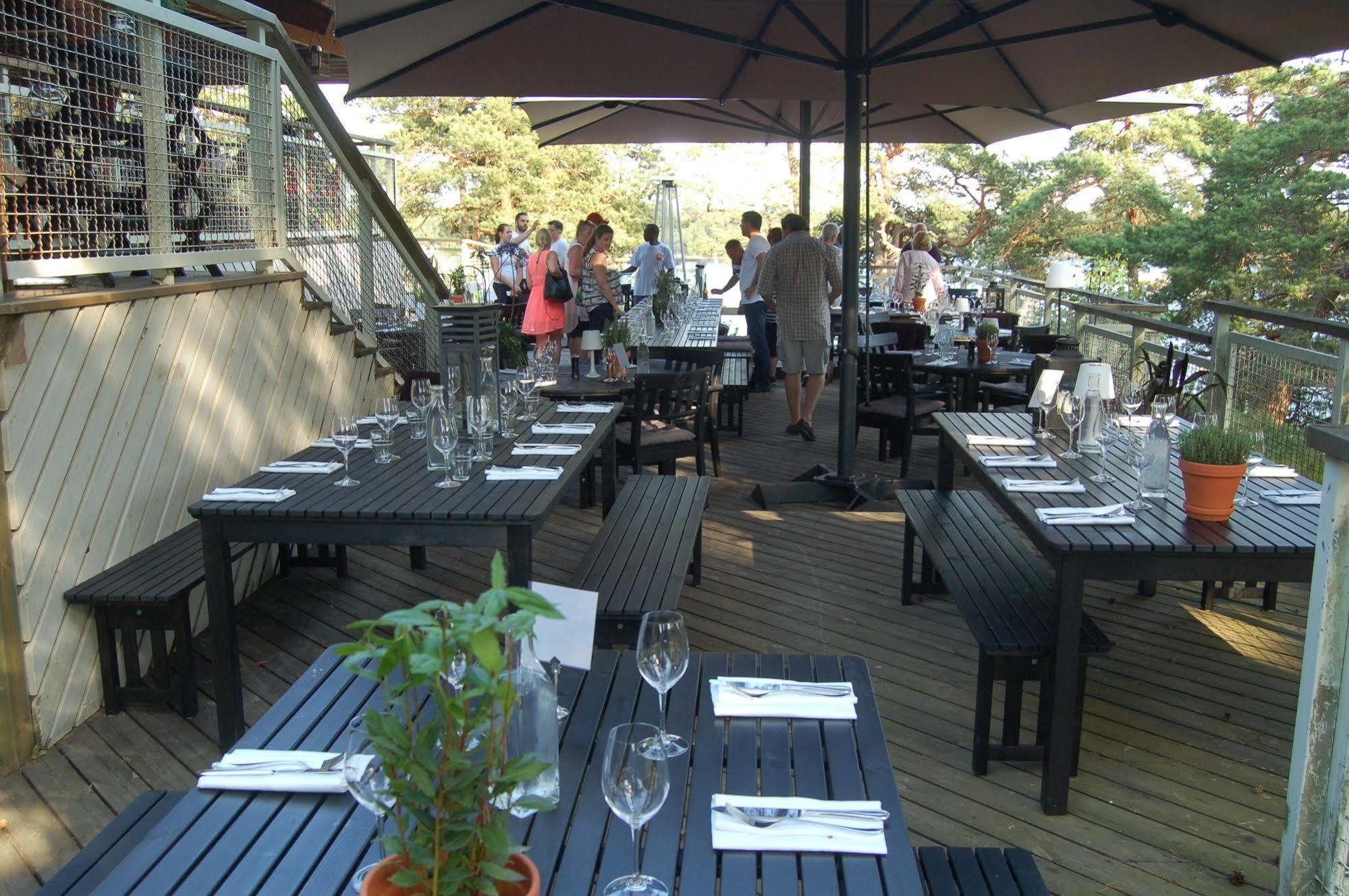 Djuroenaeset Hotell & Konferens Djurhamn エクステリア 写真